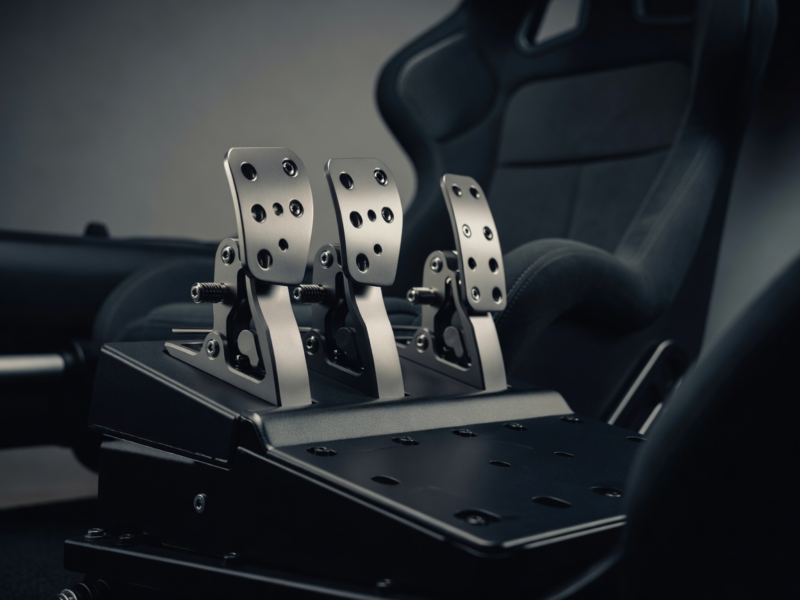 Kuormakennopolkimet sim racing ajopenkkiin